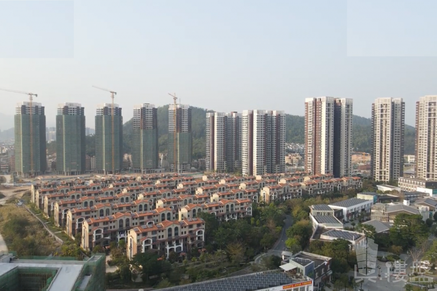 珠海五洲東方墅，首期5萬(減)，大灣區一小時生活圈，現樓發售，香港銀行按揭，最新價單